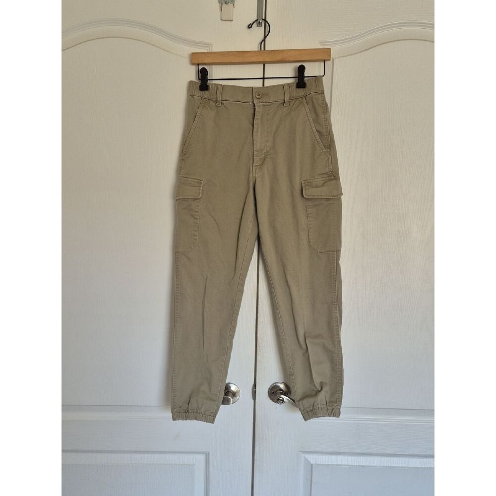 Uniqlo Khaki Cargo Jogger Pants